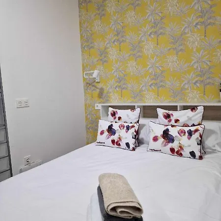 Moderno Apartamento 2 Junto A Calle Marmoles Malaga Exterior photo